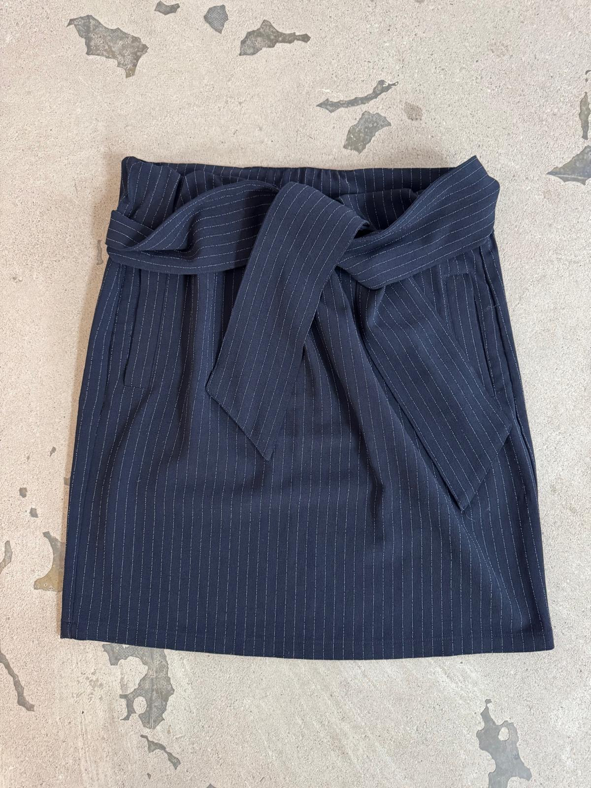 Kjol i stretchmaterial stl L