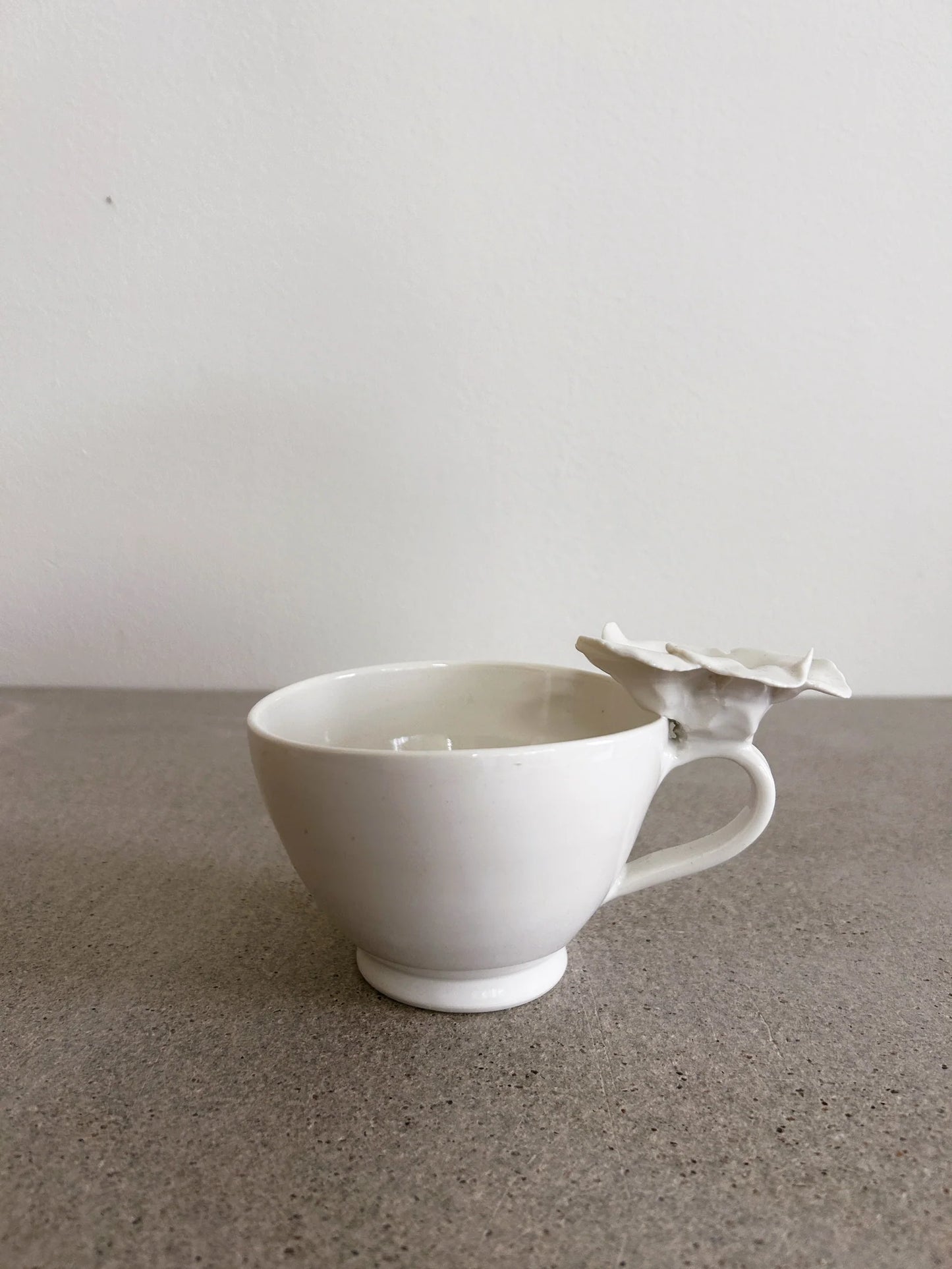 Bloom cup porcelain